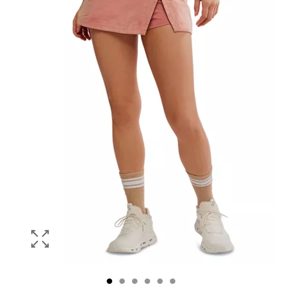 FP Movement
Hot Shot Mini Skort BNWT in the color Petal - Picture 4 of 15